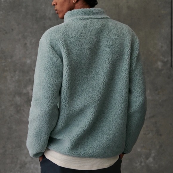 🆕 Sezane Tucker Sweatshirt in Sky Blue - Picture 4 of 5